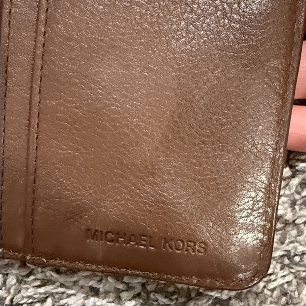 Michael Kors Monogram Brown Tan Wallet big valley studded clutch MK designer - Picture 8 of 10